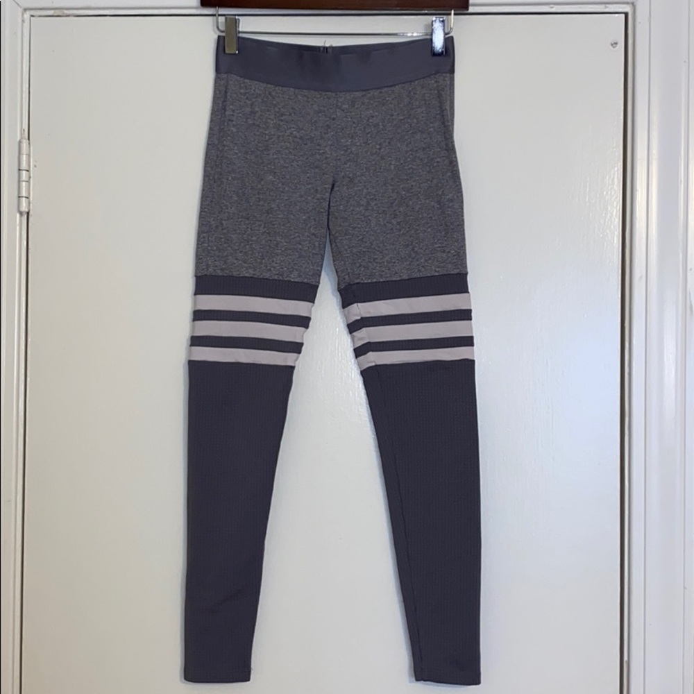 Bombshell Sportswear Thigh-highs *Light Grey*